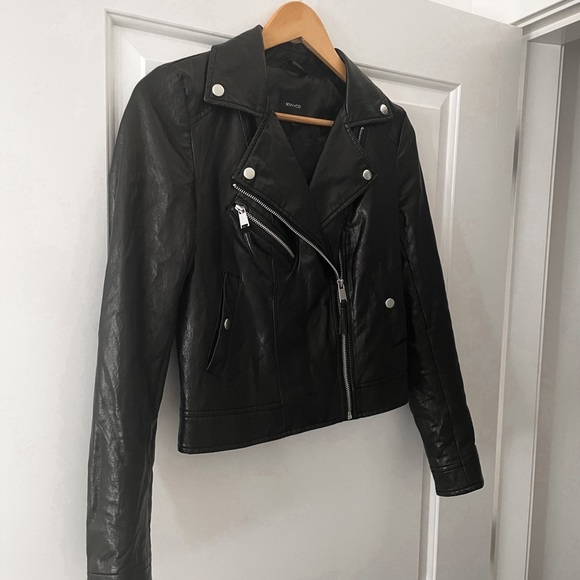 𝅺RW&CO. Vegan Leather Moto Jacket - Picture 6 of 12